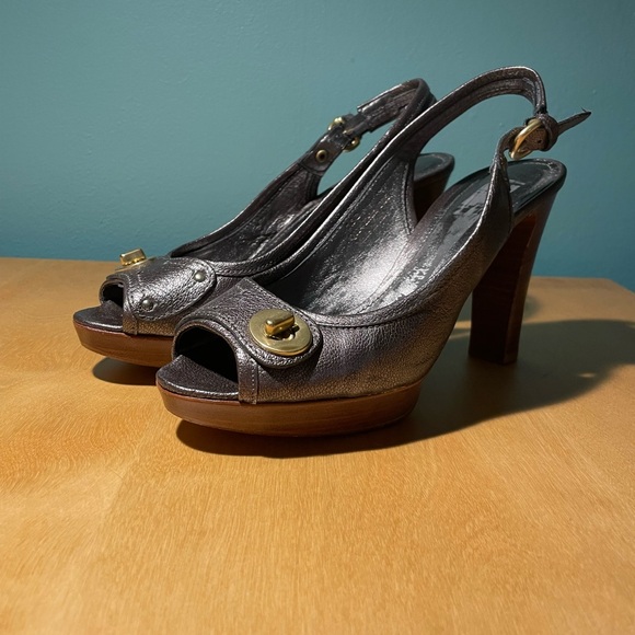 Coach sling back platform pumps - Picture 4 of 4